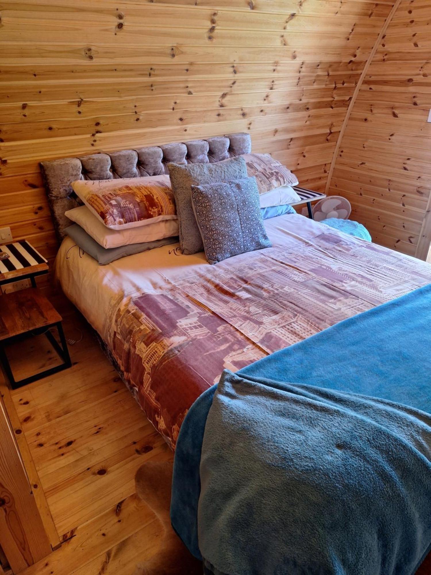 Log Cabin Kells  Bagian luar foto