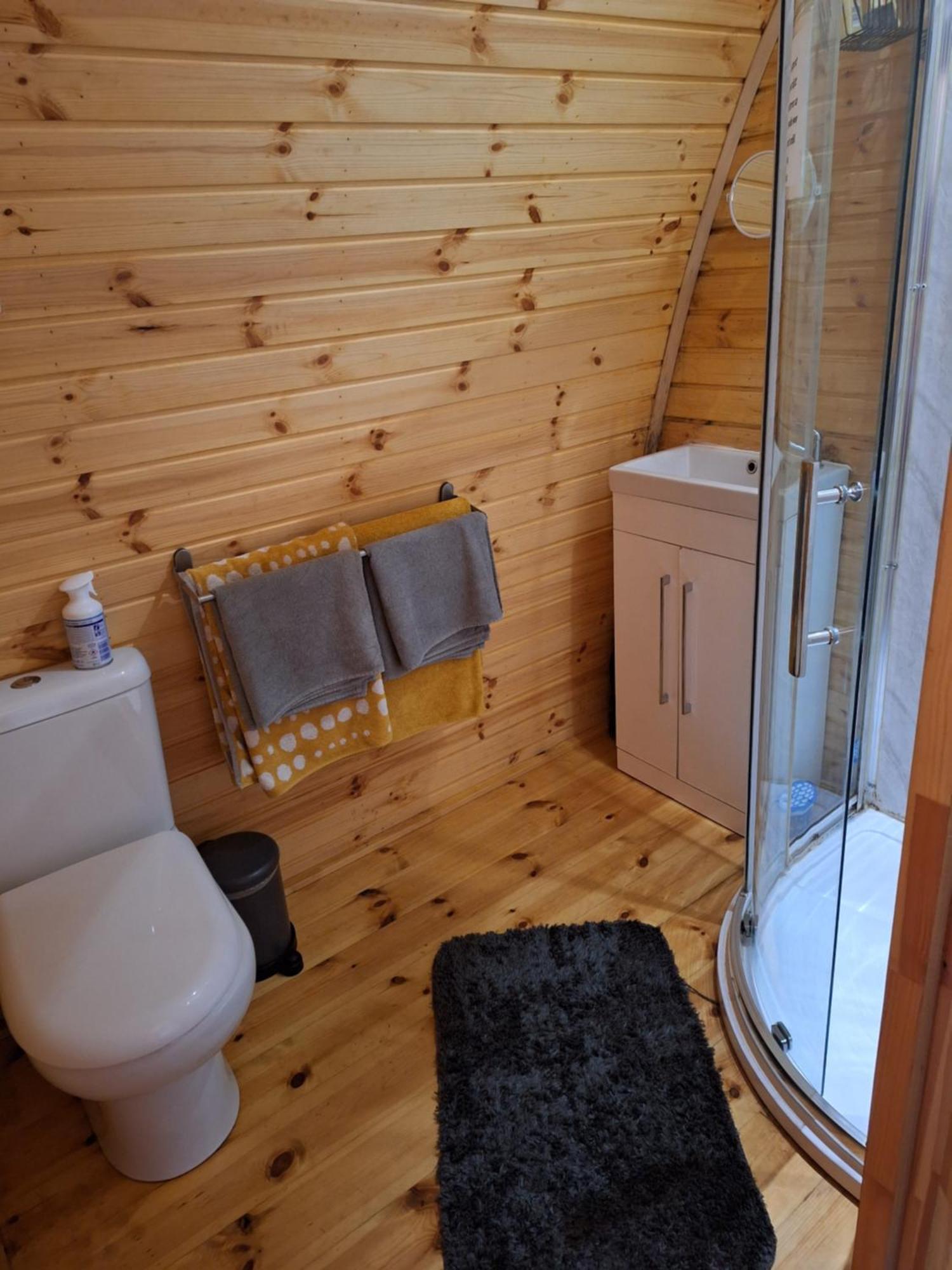 Log Cabin Kells  Bagian luar foto